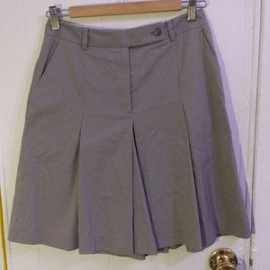 PRADA SKORT GREY 40/6 ITALY NEVER WORN